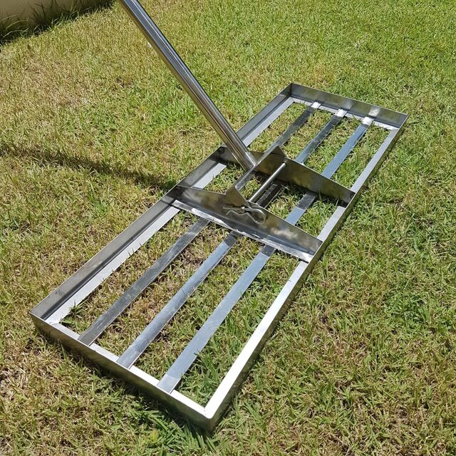 Heavy Duty Stainless Steel Levelawn Suit for Garden Backyard Golf/Lawn Polar Tangro Lawn Leveling Tool Level Soil or Dirt Ground Surfaces Easily 36in Lawn Leveler with 6FT Long Handle